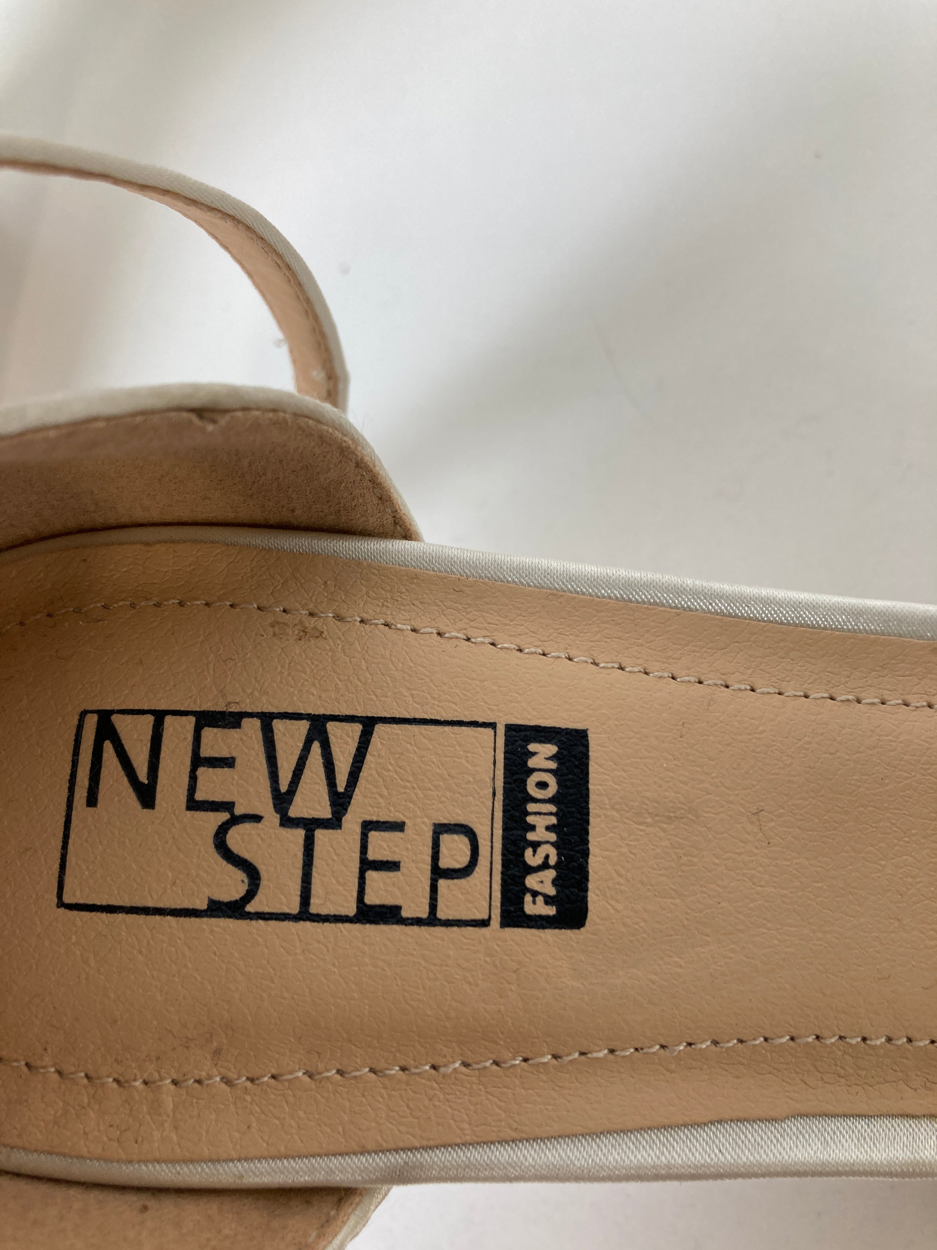 New Step Sko